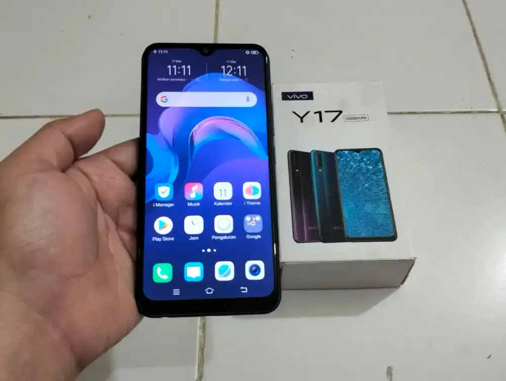 VIVO Y17 RAM 8GB / 256GB 4G LTE Duos 6.35in Fingerprint Komplit