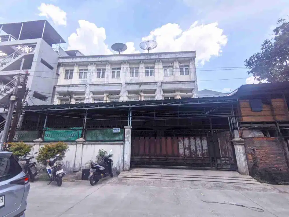 Dekat Toll, Dijual 4 Ruko di Grogol Petamburan Jakarta Pusat