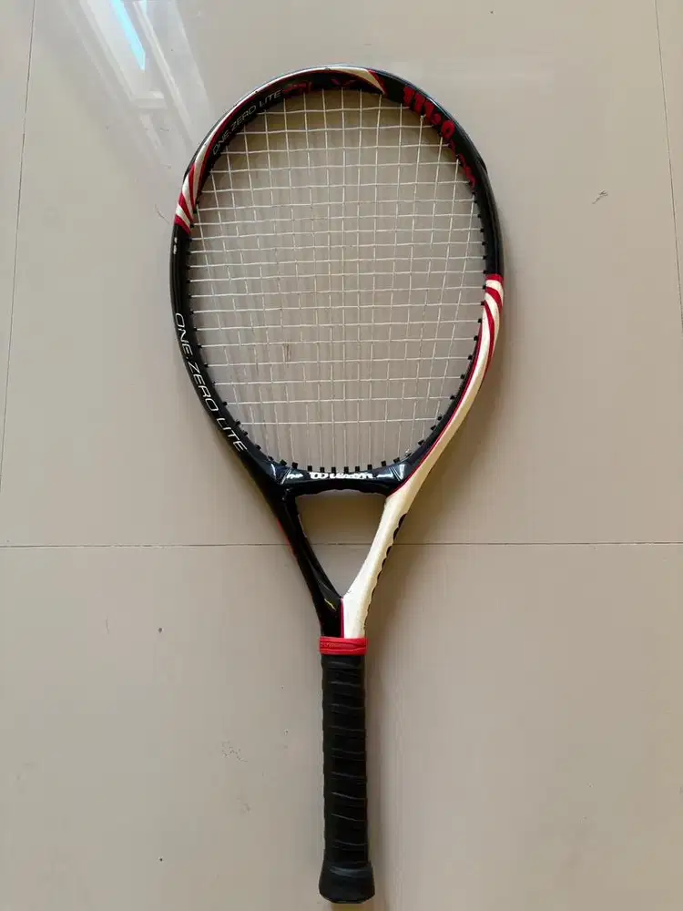Raket Tenis Wilson BLX Six Zero Lite