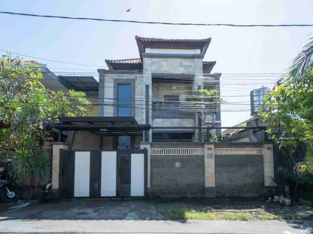 DIJUAL RUMAH OLD MONEY MODERN DI RENON BALI