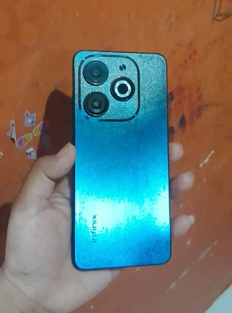 Infinix smart 8 ram 4+4/128 ori.