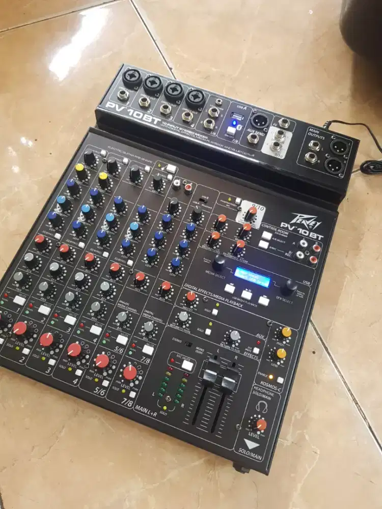 Mixer peavey pv10bt kondisi baru