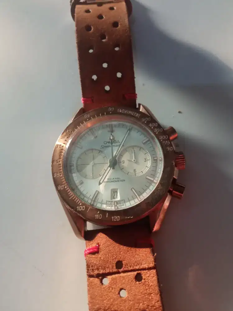 Omega speedmaster automatic