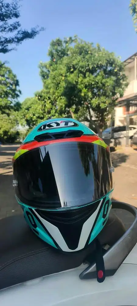 Helm KYT TTC size XL