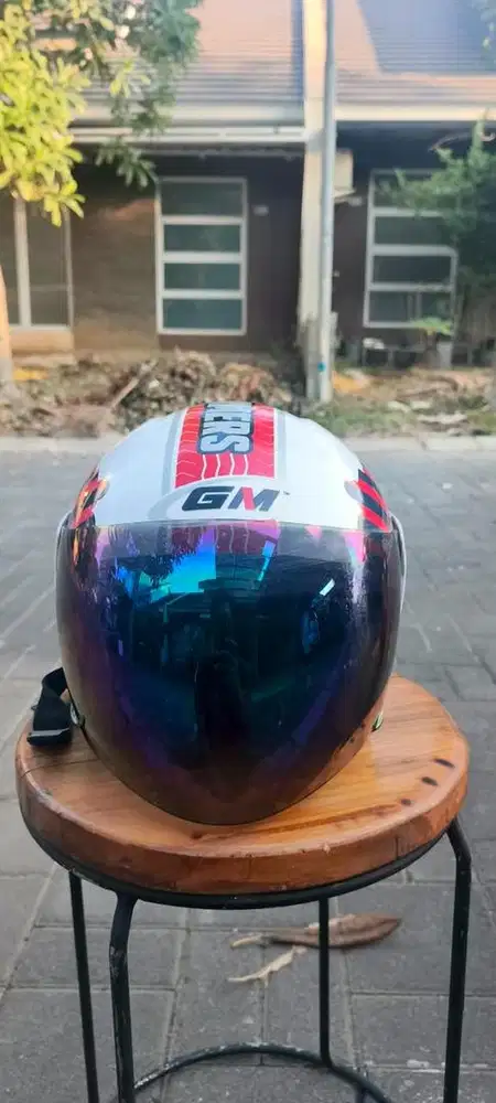 Helm anak GM Ori