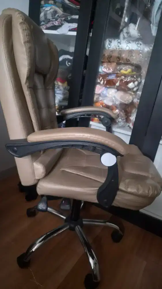 Kursi kerja murah meriah