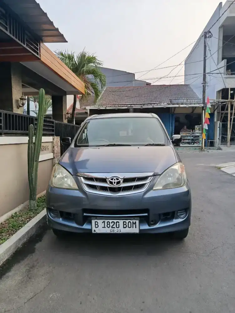 Toyota Avanza 2011 Bensin