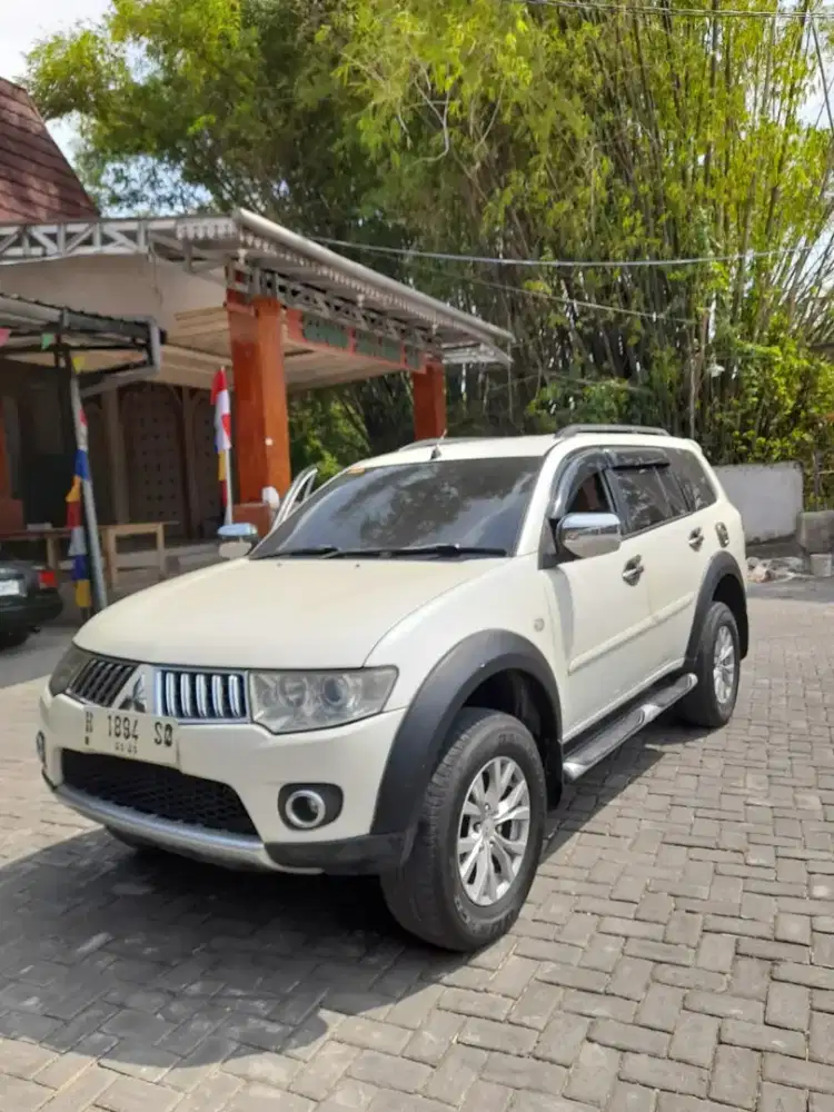 Pajero Sport 2010 Exceed Putih