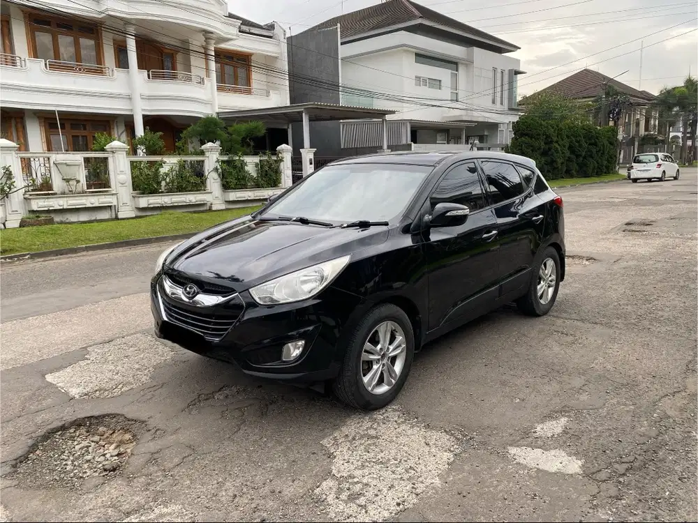 Hyundai Tucson 2.0 GLS matic 2012 Black || 2013