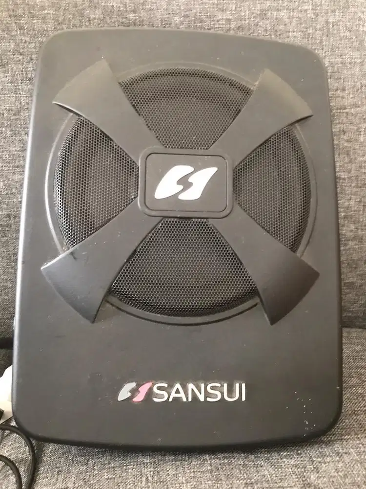 Speaker kolong mobil subwofer kolong
