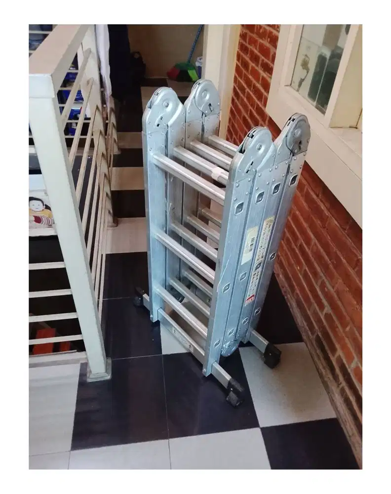TANGGA LIPAT BESI (Krisbow) Nego