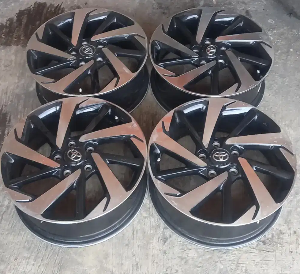 Velg rush trd ring 17 pcd 5x114,3