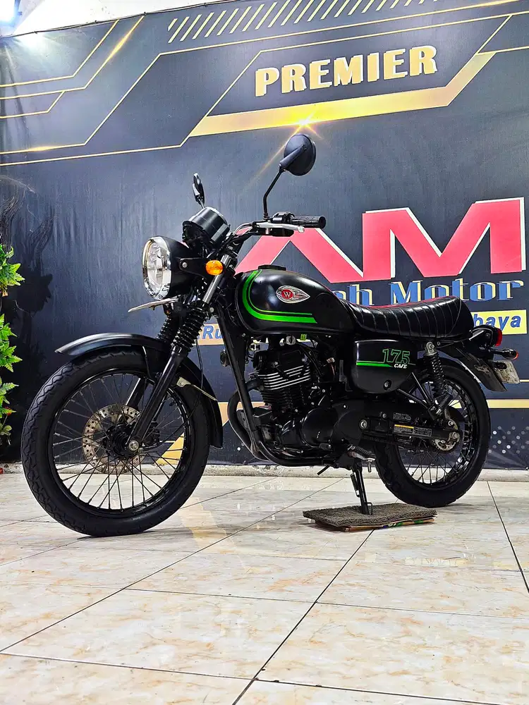 W175 SE Retro clasic Black Matte 2020 mantul.Anugerah motor rungkut