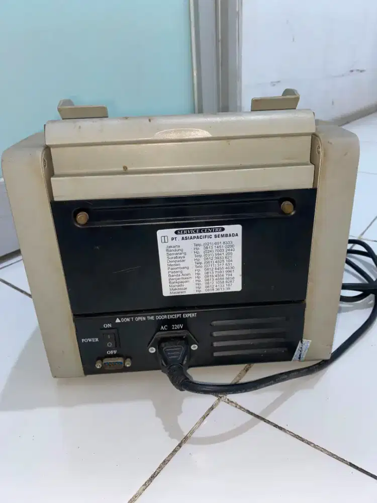 Mesin Money Counter
