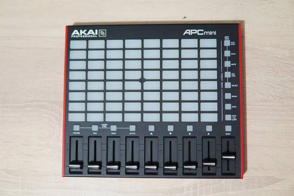 Midi Controller Akai APC Mini