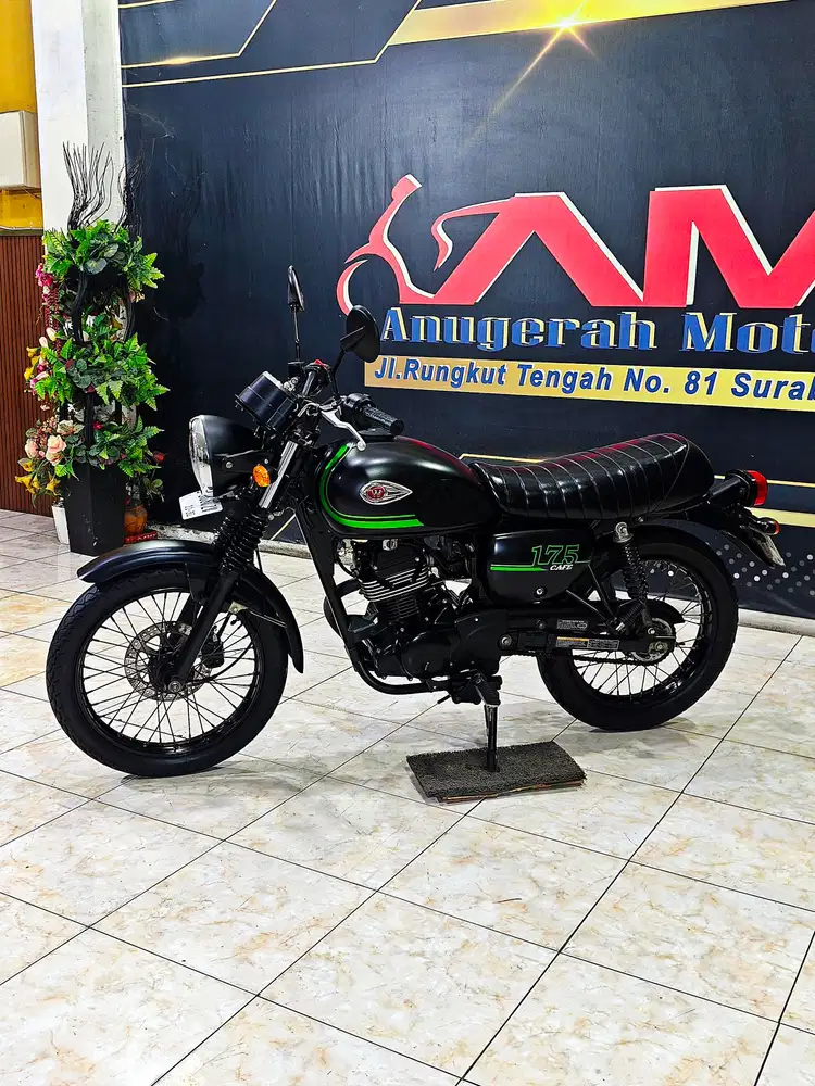 W175 SE Retro clasic Black Matte 2020 mantul.Anugerah motor rungkut