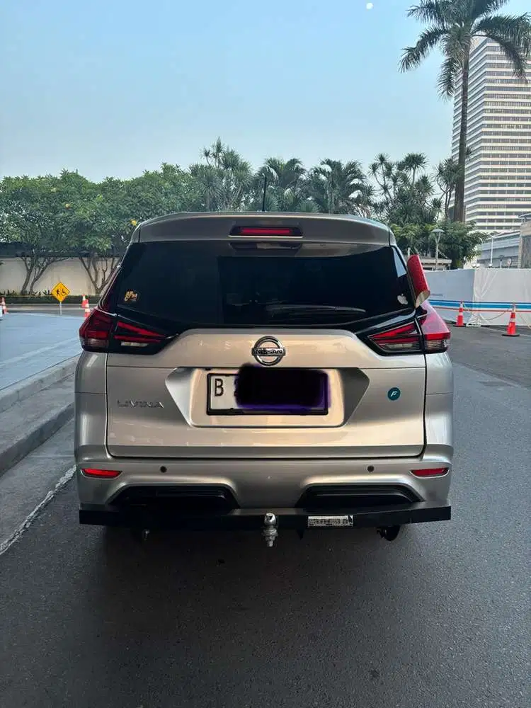 Nissan Livina 2019 Bensin  nego aluss service Nissan Warung Buncit