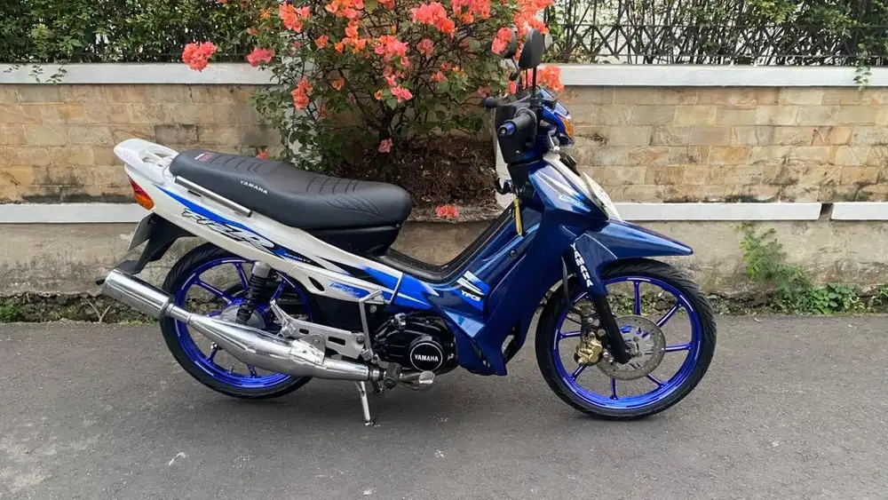 YAMAHA F1zr 2003