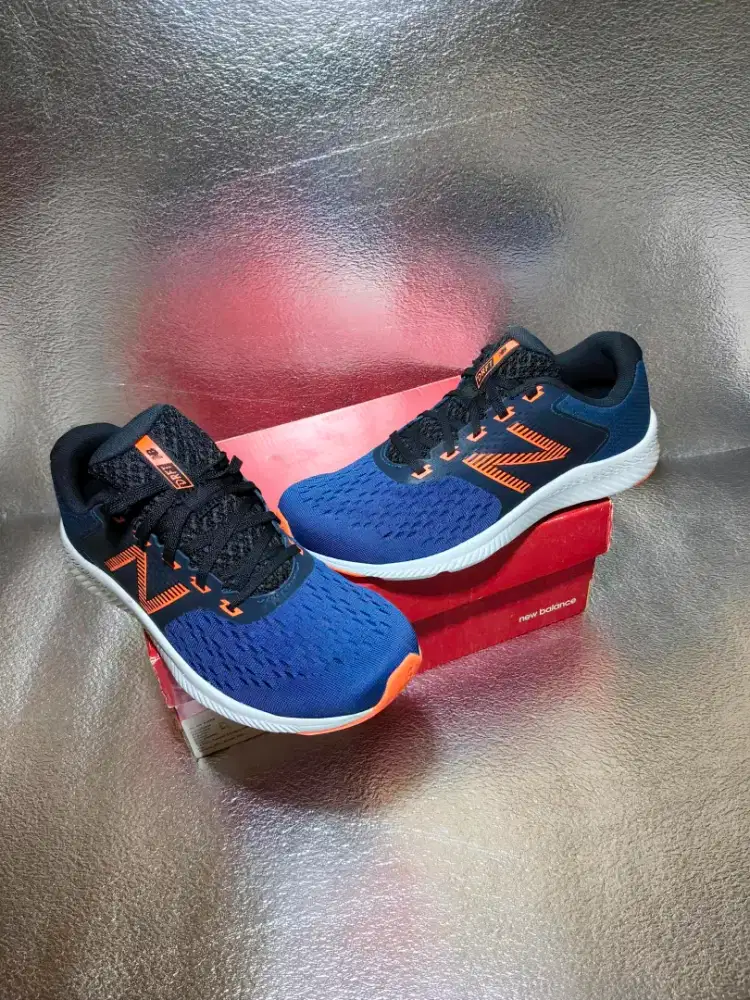 New Balance DRFv1 Running New BNIB