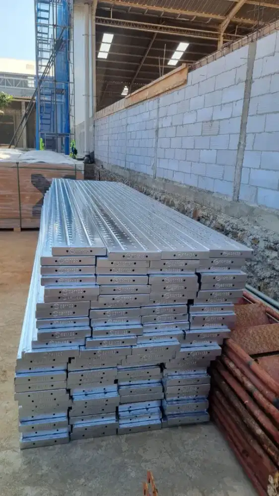 Metal plank/asiba