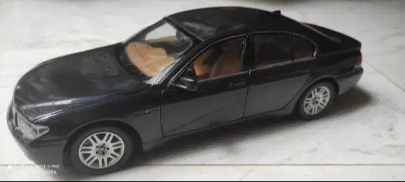 Koleksi Diecast Autoart & Kyoshso Skala 1:18