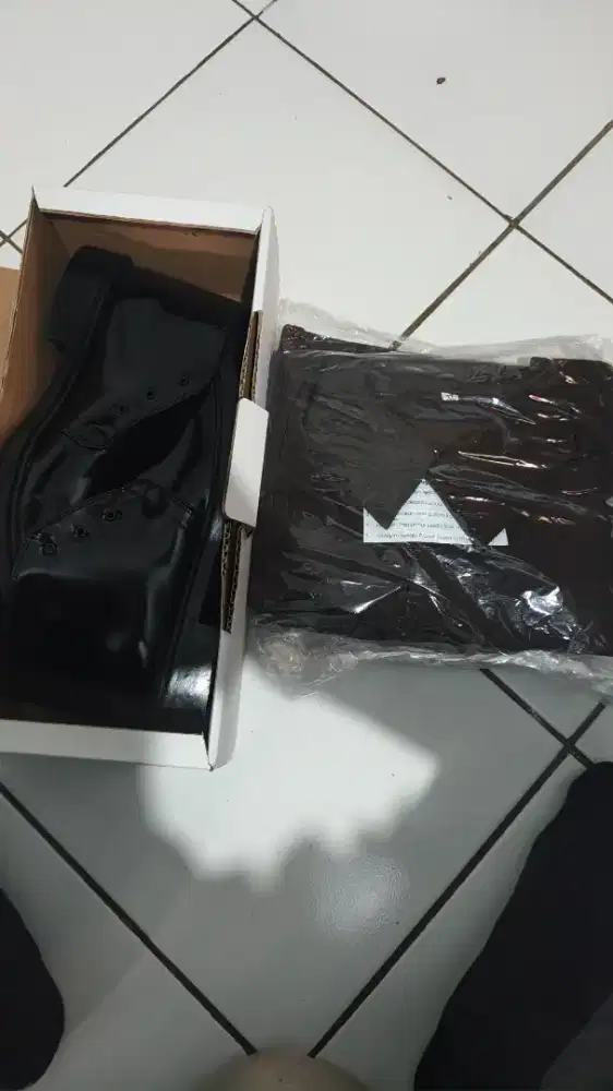 Seragam safari size xl & sepatu pdh