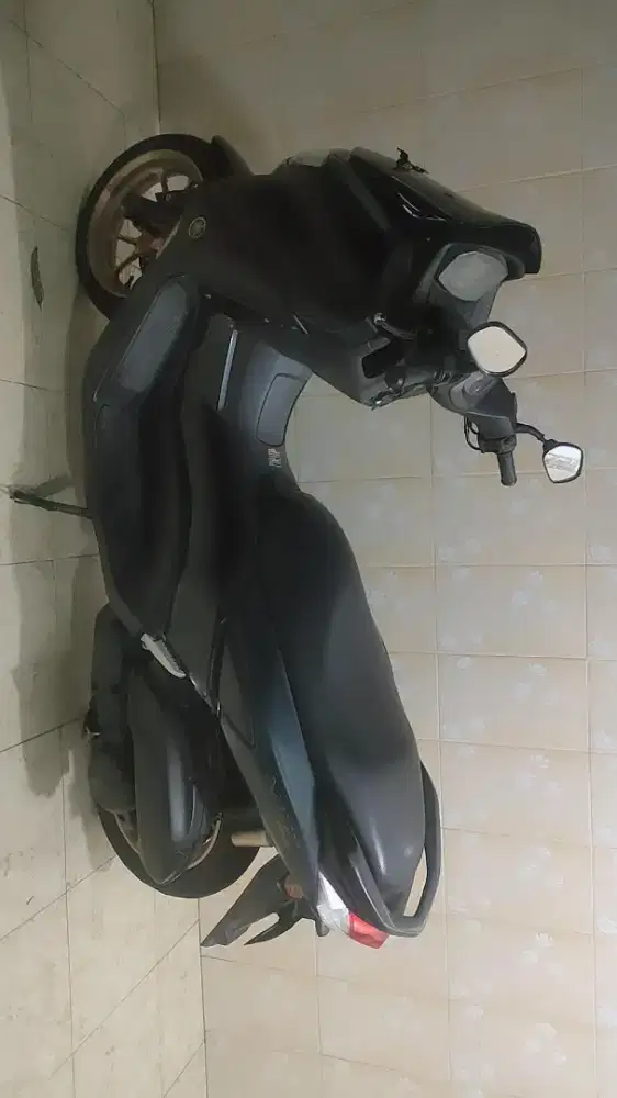 Yamaha New NMAX 155 2023 Tipe Standard Kunci Surabaya