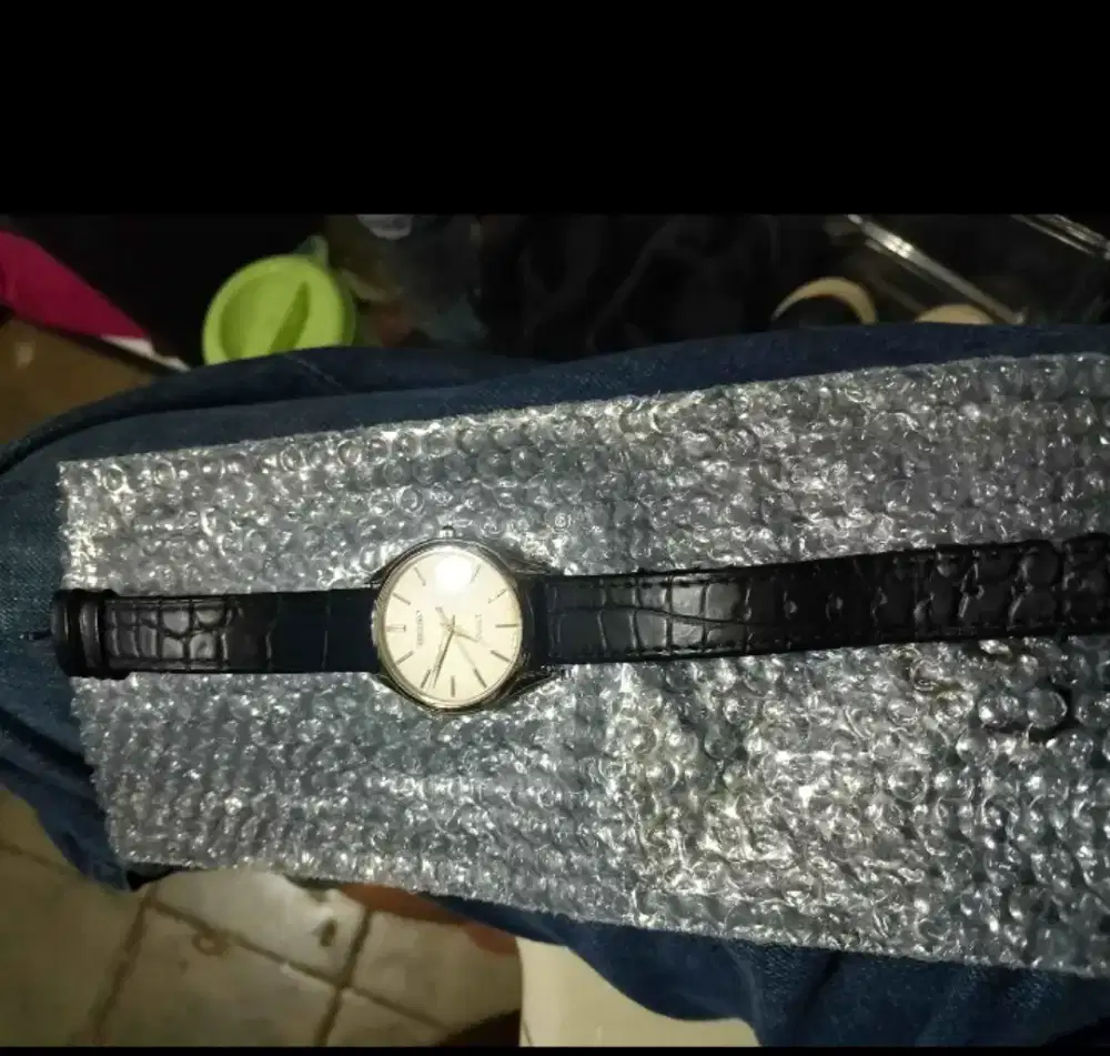 Mahar jam tangan Seiko Dolce Bonia