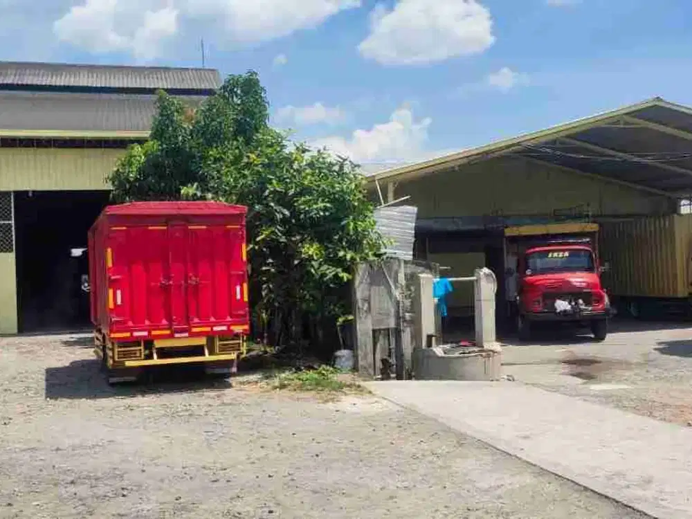 Pabrik Solo Snack Aktif dekat exit tol Gondangrejo karanganyar