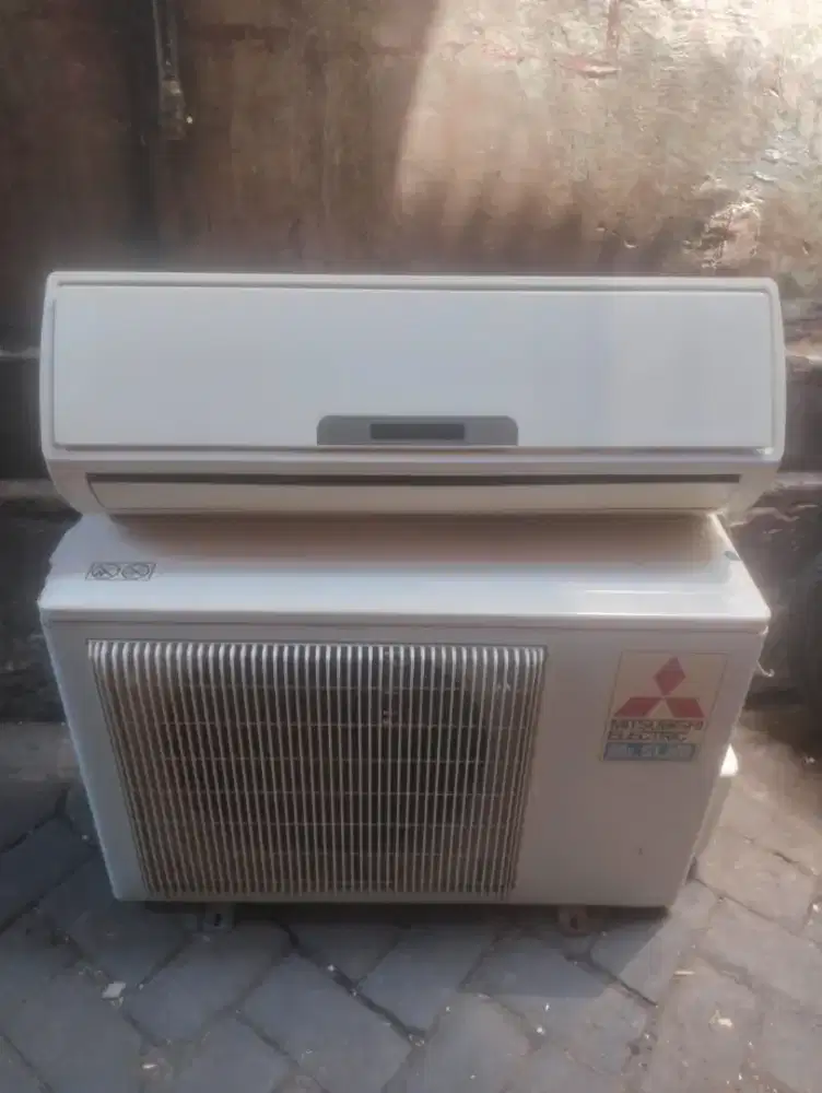 AC 1 pk low Watt merk Mitsubishi 660 W
