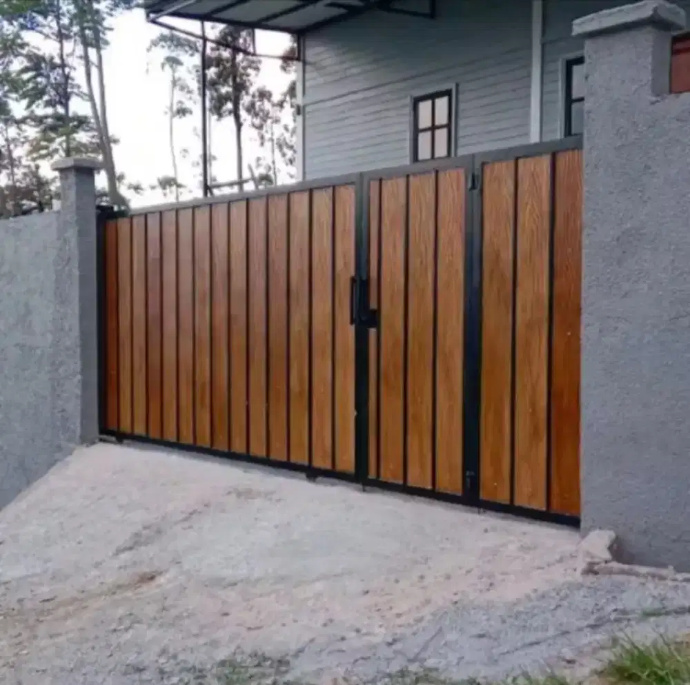 Pagar rumah minimalis GRC motif kayu