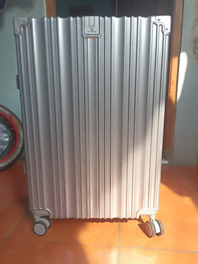 Dijual murah koper ukuran 28 inch
