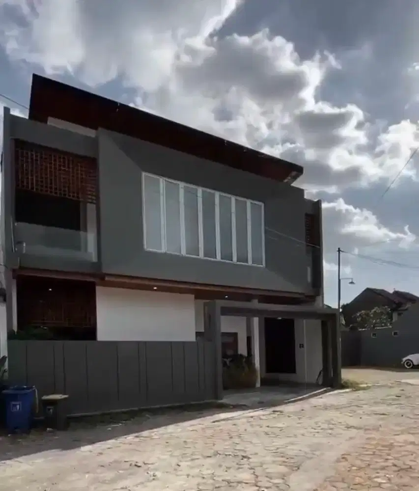 Jual Rumah di Palagan Dekat Hotel Hyatt