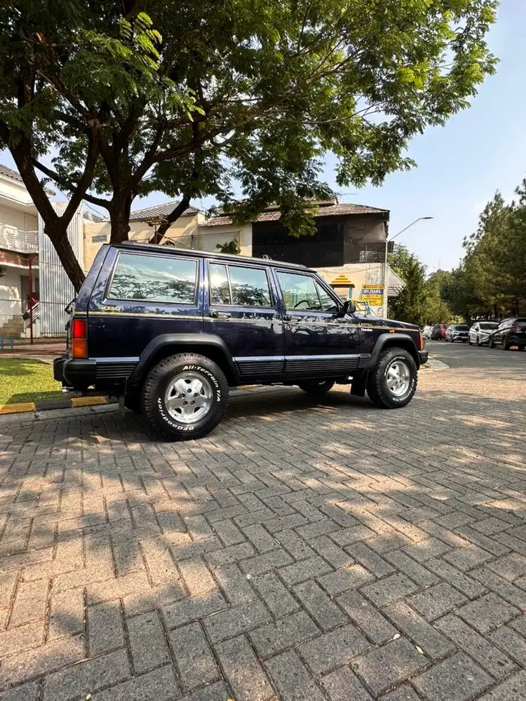 Jeep Cherokee XJ Limited '94