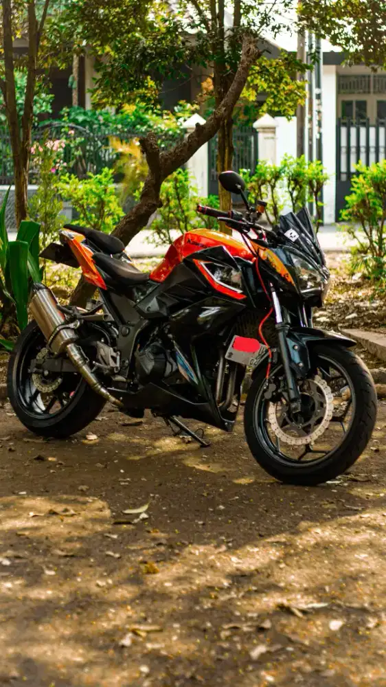 DIJUAL KAWASAKI Z250 2014