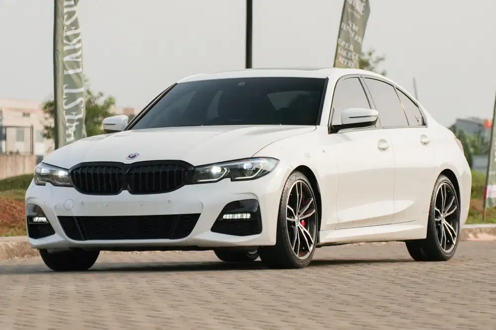 BMW 330i M-Sport 2023 (G20)