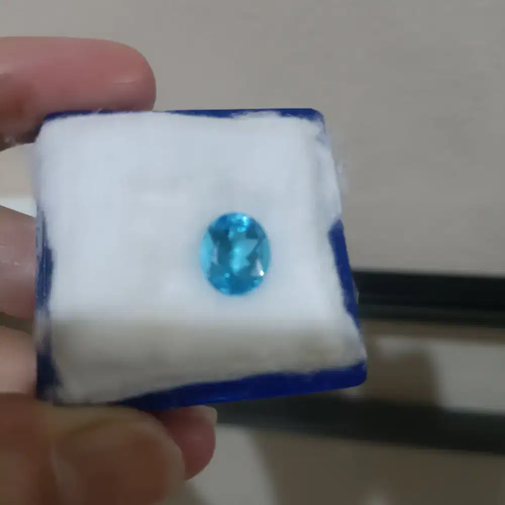 Blue topaz swiss