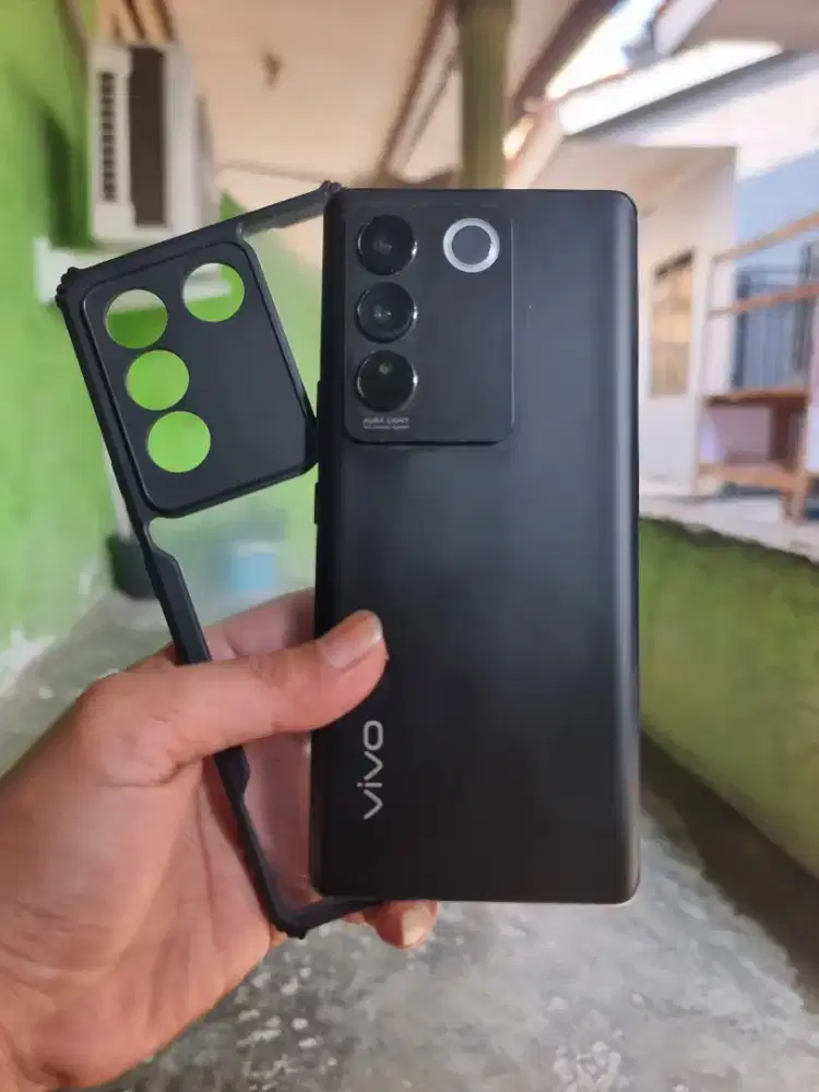 VIVO V27 5G NFC 8/256GB RESMI