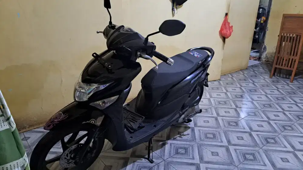 Dijual Beat Pop 2015 110 cc (B.u)