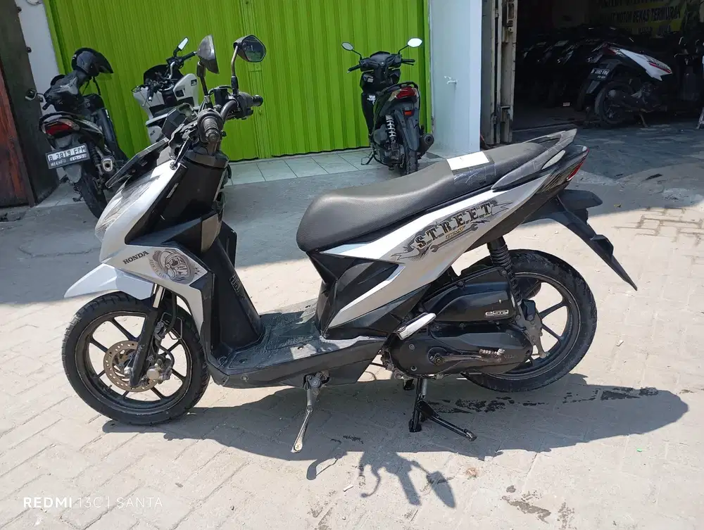 Honda beat street Tahun 2023 Surat komplit