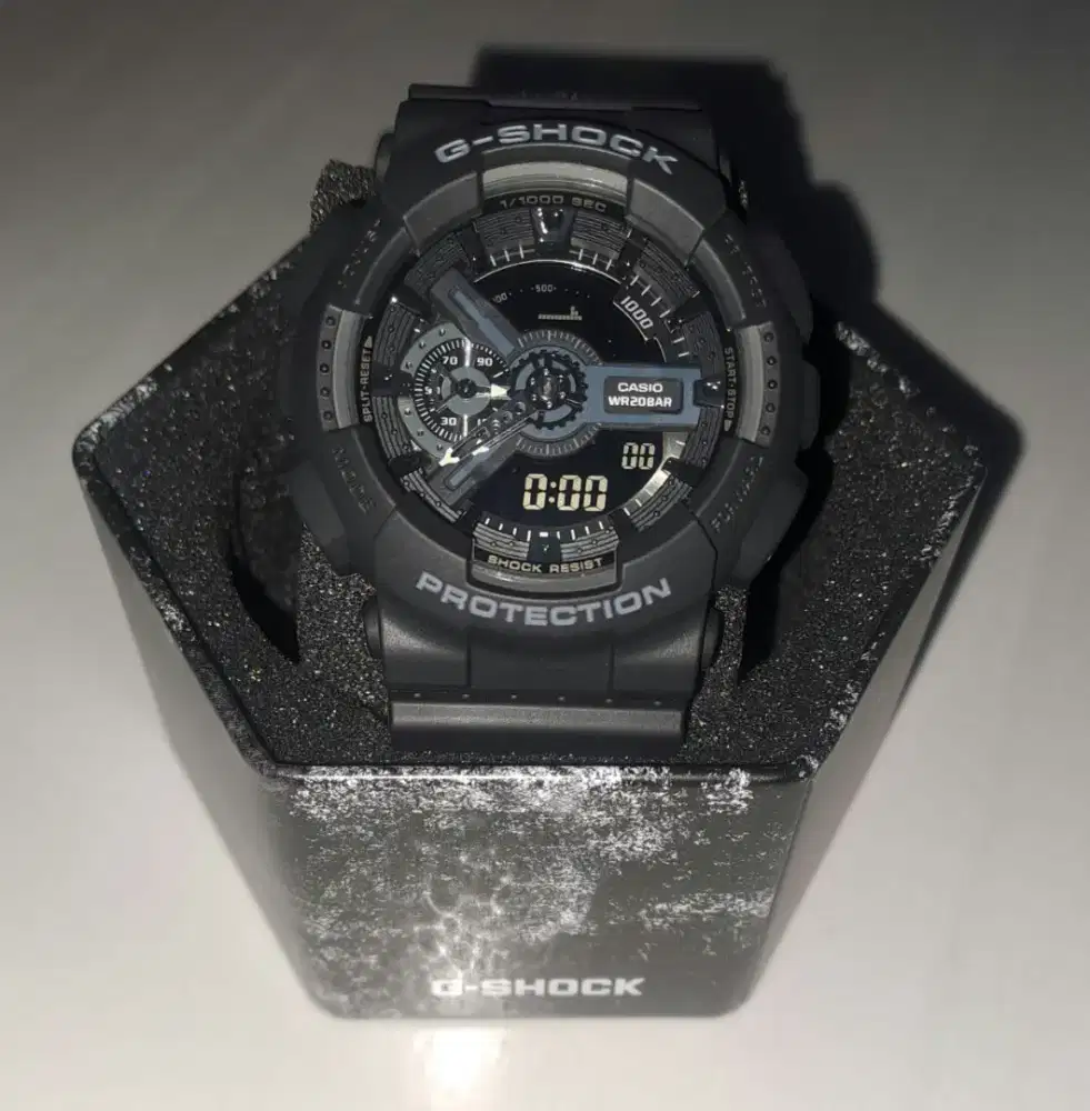 Jam Tangan G-SHOCK GA-110 Water Resist 20 Bar