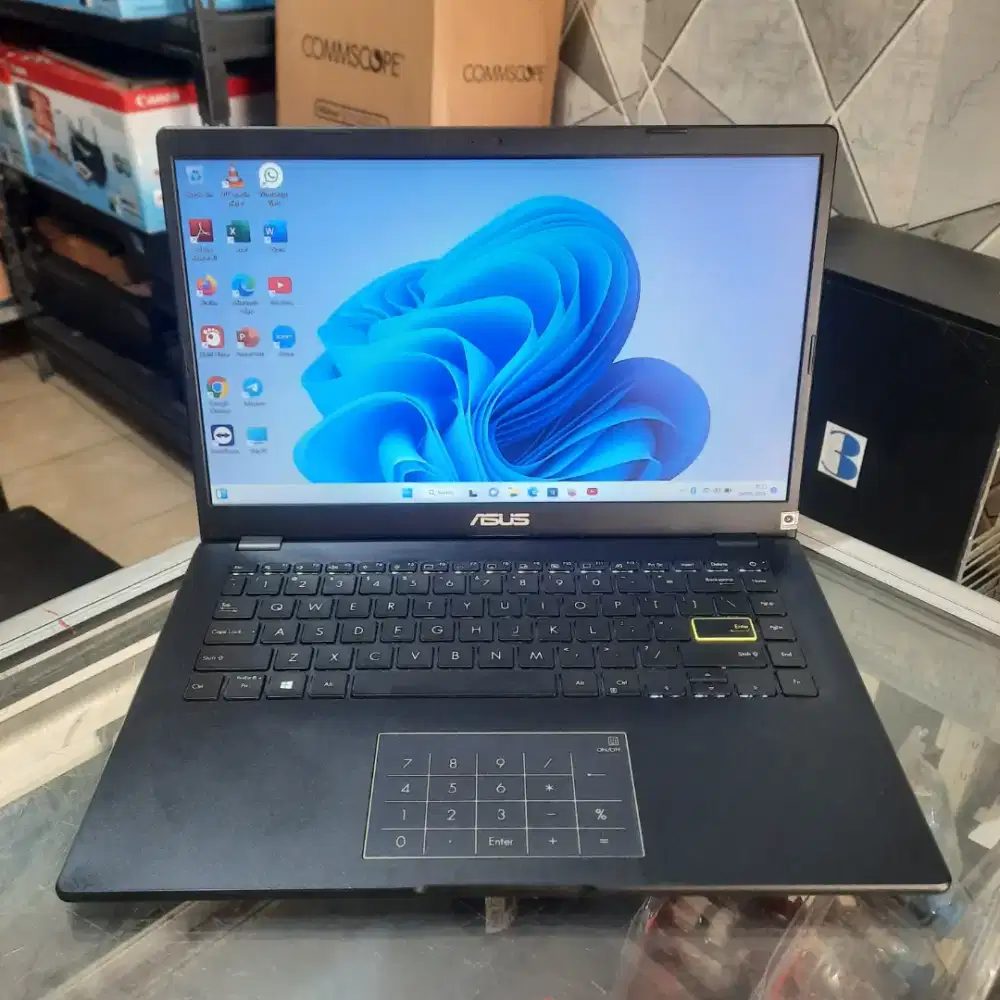 Asus E410MA, Celeron N4020, RAM 4GB, SSD 256GB, 14 inch FHD, Backlight