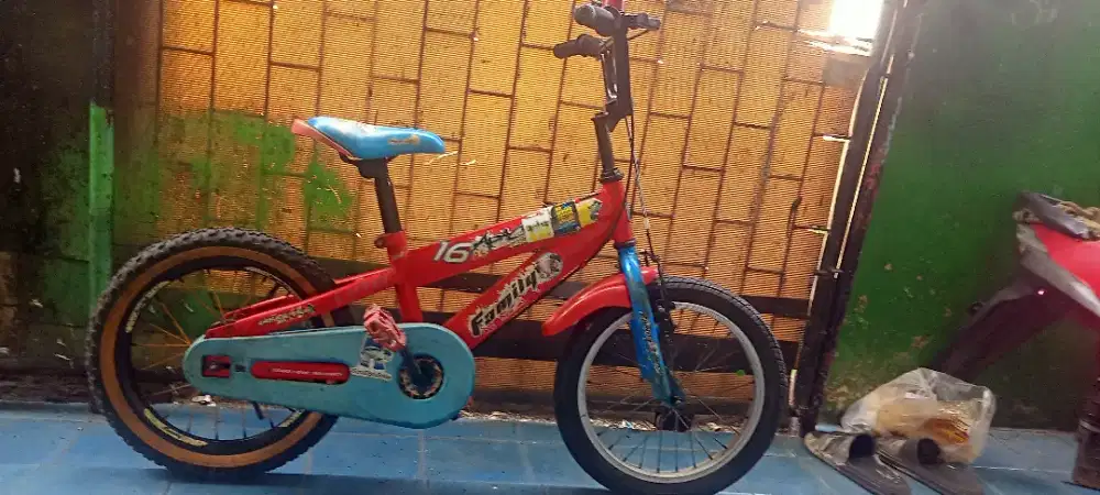Sepeda BMX family UK 16
