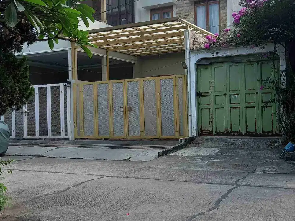 Jual cepat dan di bawah pasaran rumah arcamanik indah sukamiskin Bandung timur