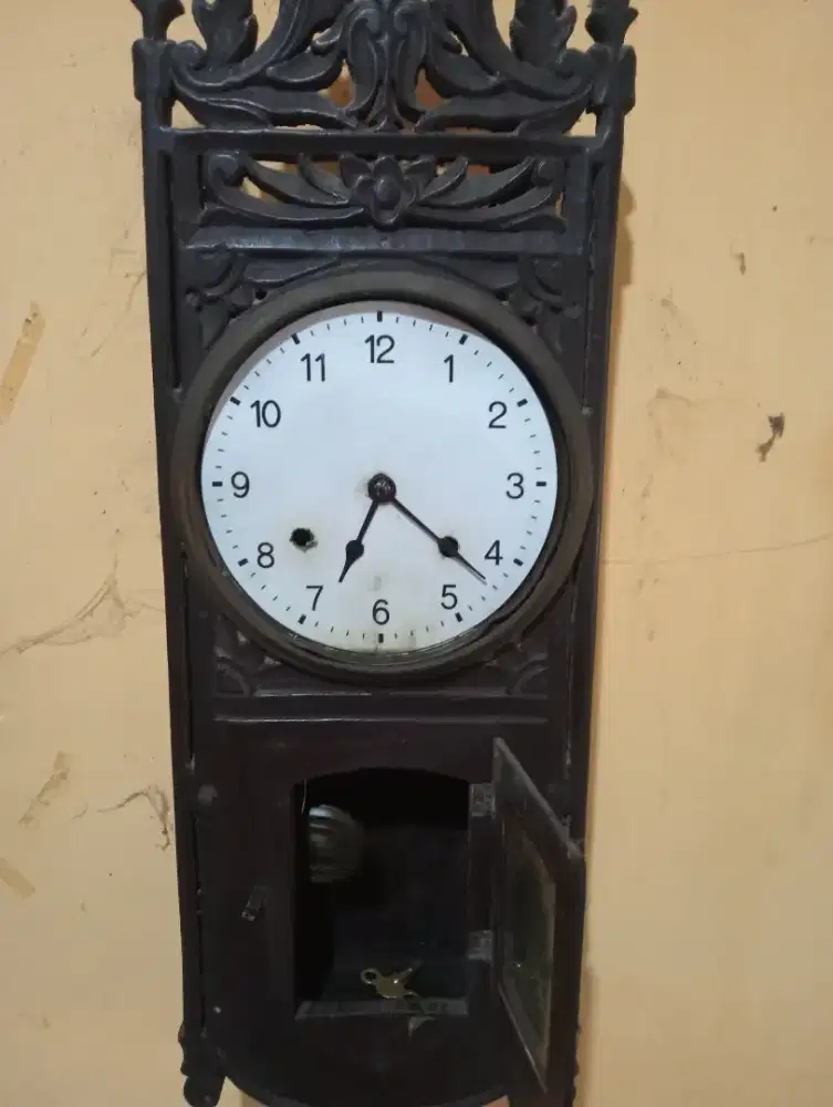 jam dinding jadul