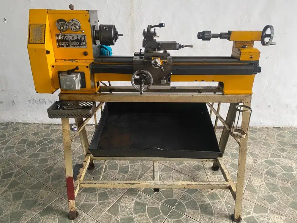 Automatic Feed Bench Lathe BV 20L