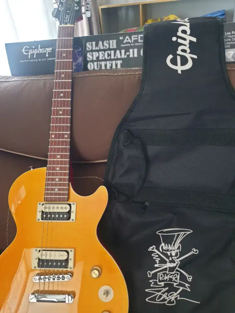 Jual cepat gitar electric