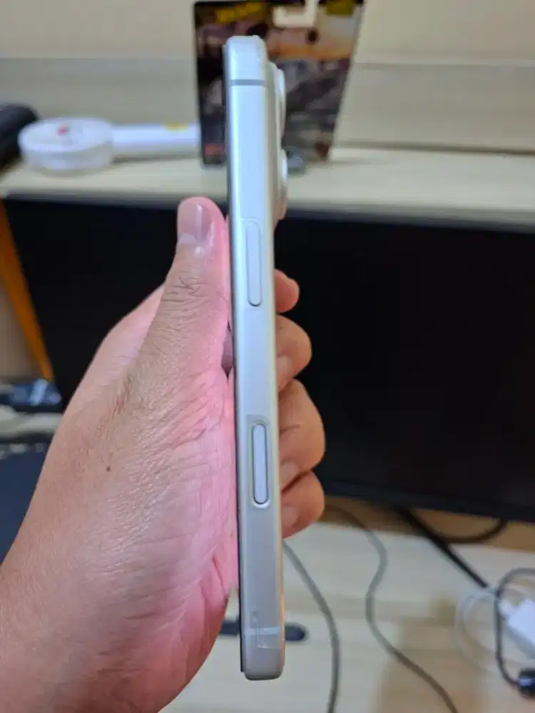 Iphone 17 Pro 256GB Silver Garansi Resmi Indo