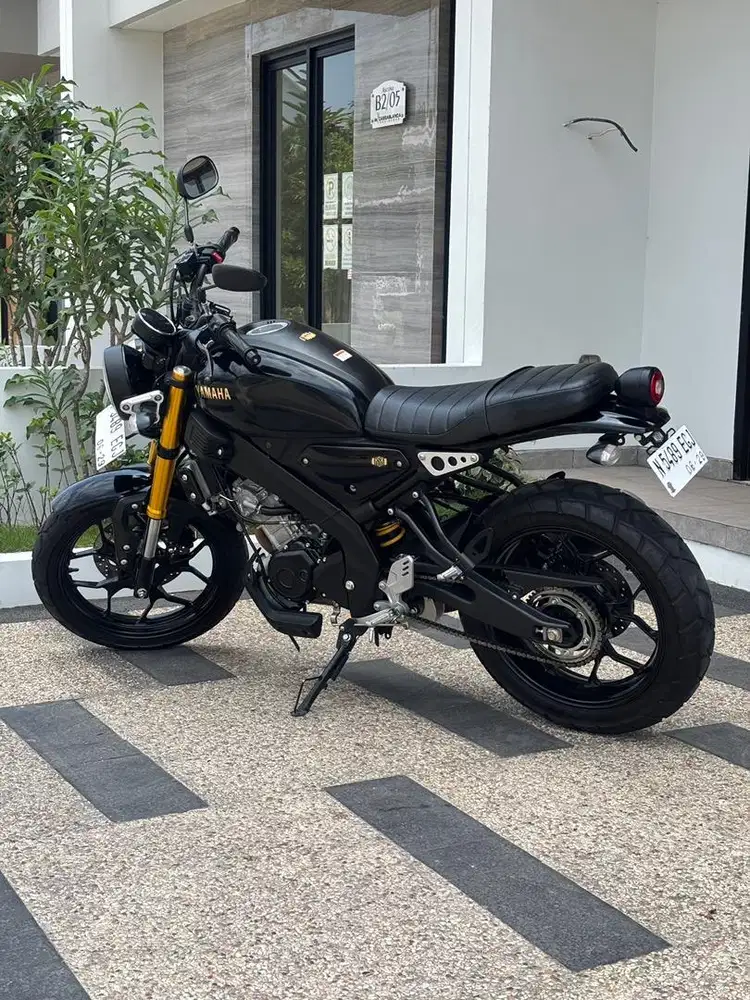 Odo 7rb Yamaha XSR 155 VVa thn 2024 Hitam Metalik N Malang Koko Motor