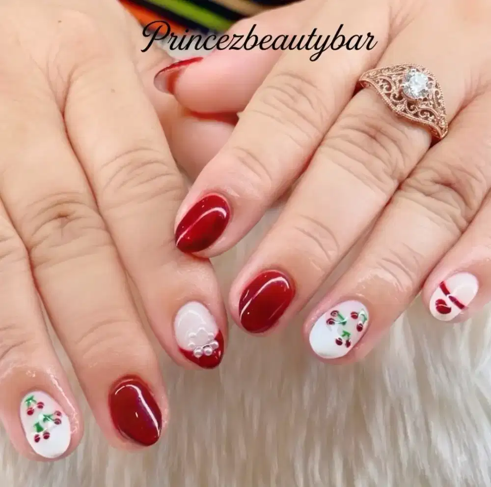 Staff nail art & eyelash berpengalaman